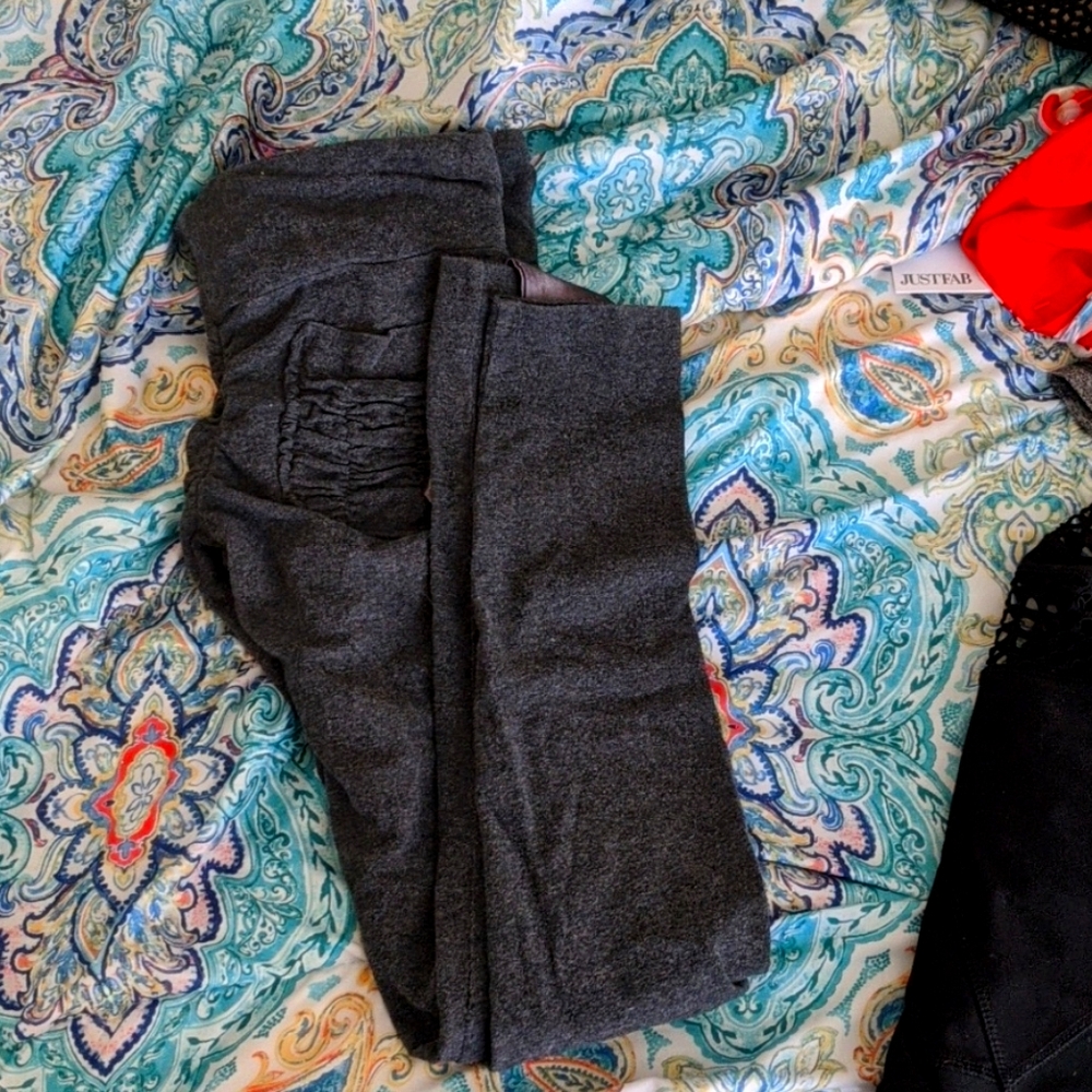 Grey cute booty lounge leggings scrunch booty